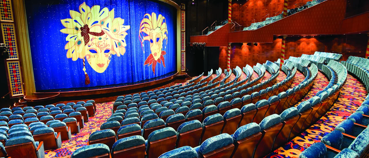 Den tre våningar höga teatern