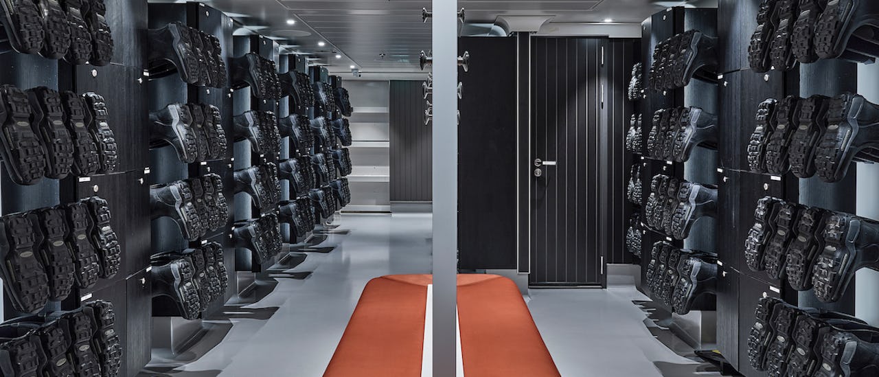 The Mud Room - utrustat för expeditionsförberedelser och ger enkel åtkomst för Zodiac-aktiviteter