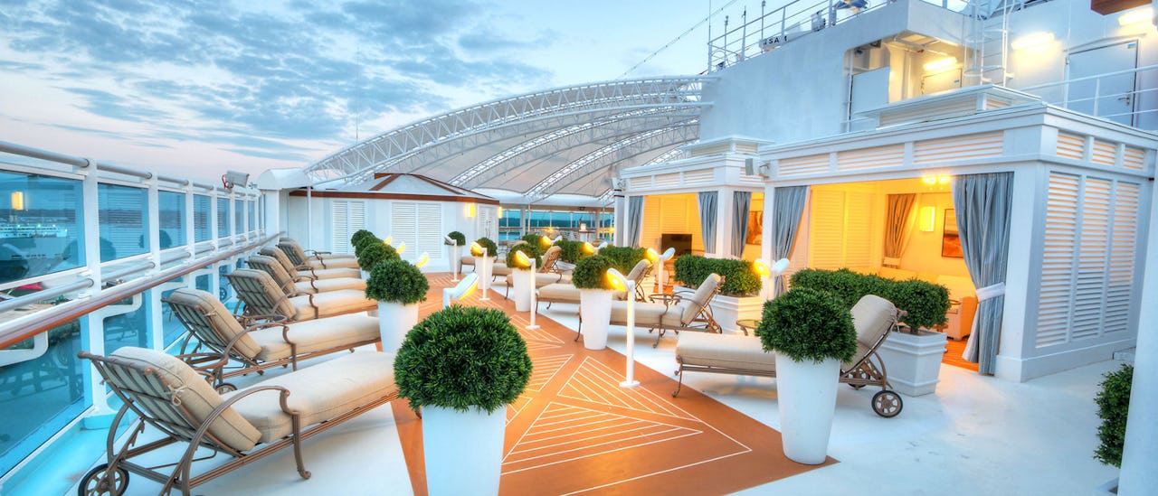 The sanctuary är en oas som erbjuder massage, avkoppling och lättare förfriskningar under himmelen.