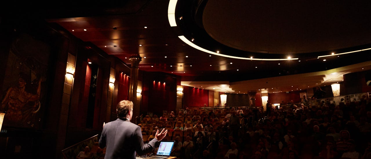 En inspirerande föreläsning i teatern