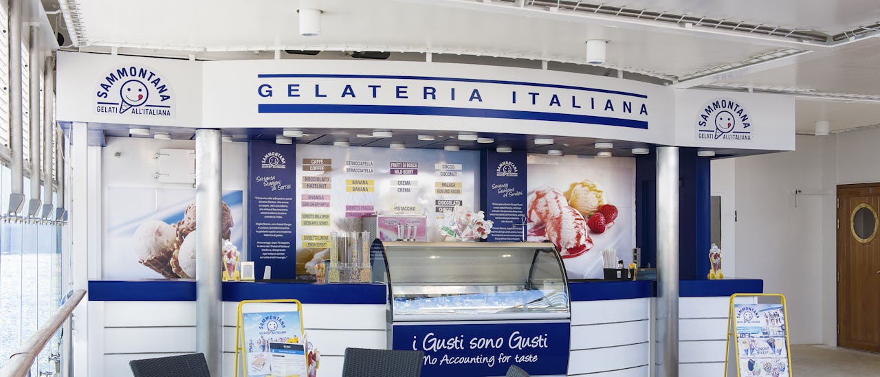 Pistachio, Nocciola och Fragola. Glassen på MSC Cruises smakar som den gör i Italien.