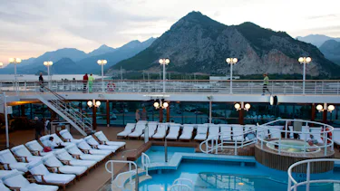 Azamara Pursuit, Asien