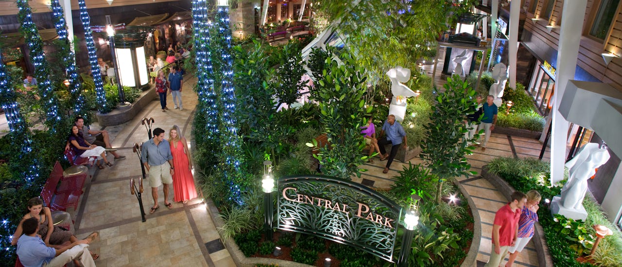 Central Park – en oas med uteserveringar och 12 000 växter.