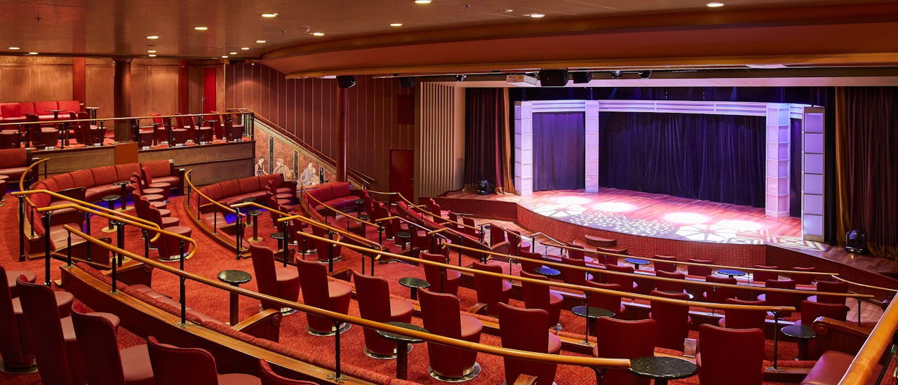 Njut av konserter och shower i Show Lounge