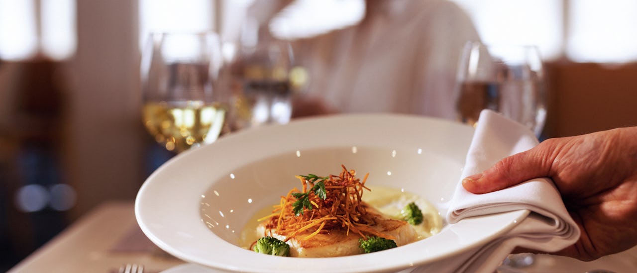 Köksteamet använder lokala och ekologiska råvaror i alla rätter