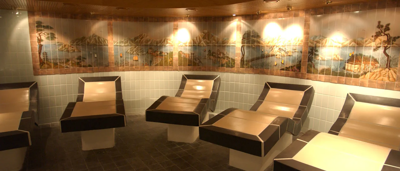 Termiskt uppvärmda sängar på spa