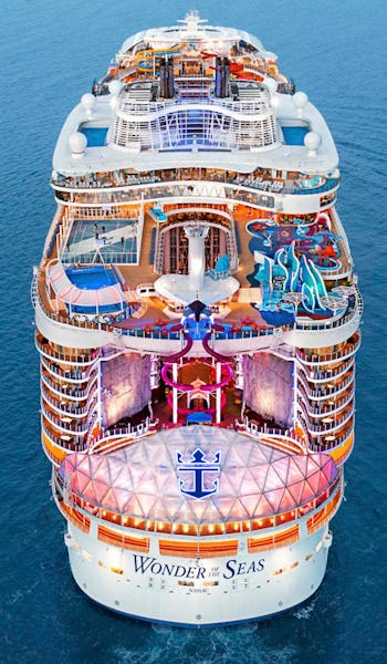 Aktern på Royal Caribbeans fartyg Wonder of the Seas.