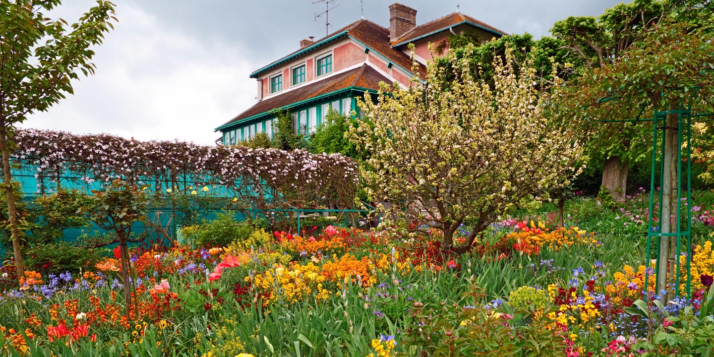 Den franske impressionistiske konstnären Claude Monets hus i Giverny, Frankrike.