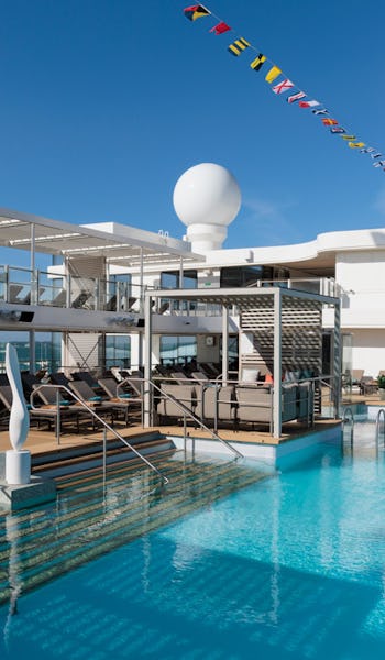 Pooldäck ombord på Silverseas fartyg Silver Ray.