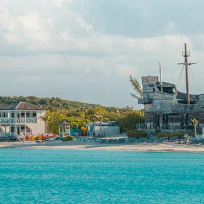 Privata ön Half Moon Cay i Bahamas.