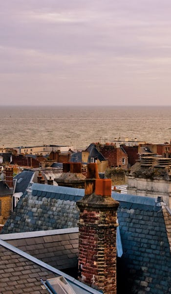 Vy över takåsarna i franska Le Havre.