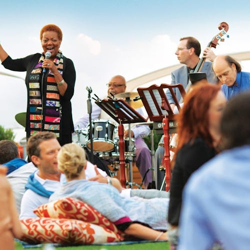 Livemusik ombord på Celebrity Cruises fartyg.